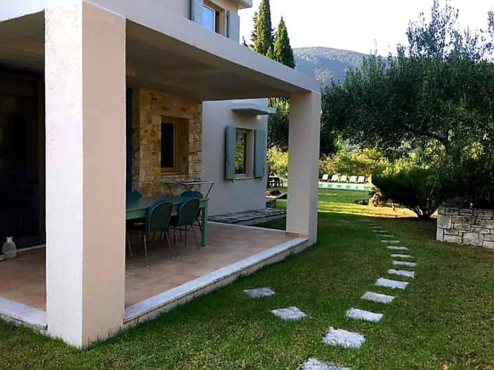 Villa Lithia Áno Korakiána 外观 照片